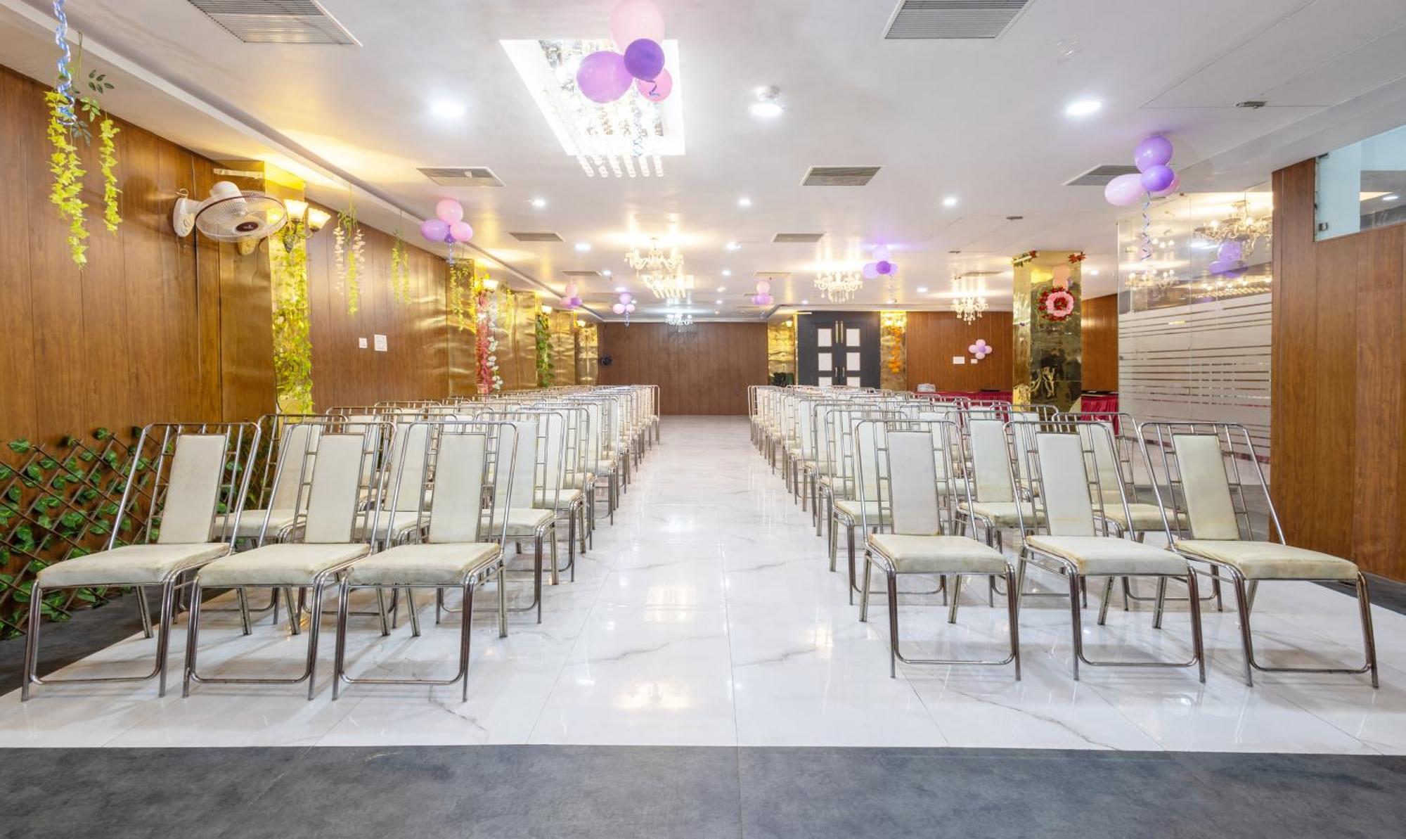 Hotel Treebo Shakuntalam, Near Lucknow Airport Exteriér fotografie